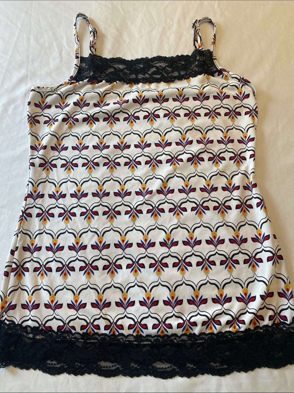 Y2K Maurices White Floral Print Lace-Trim Camisole